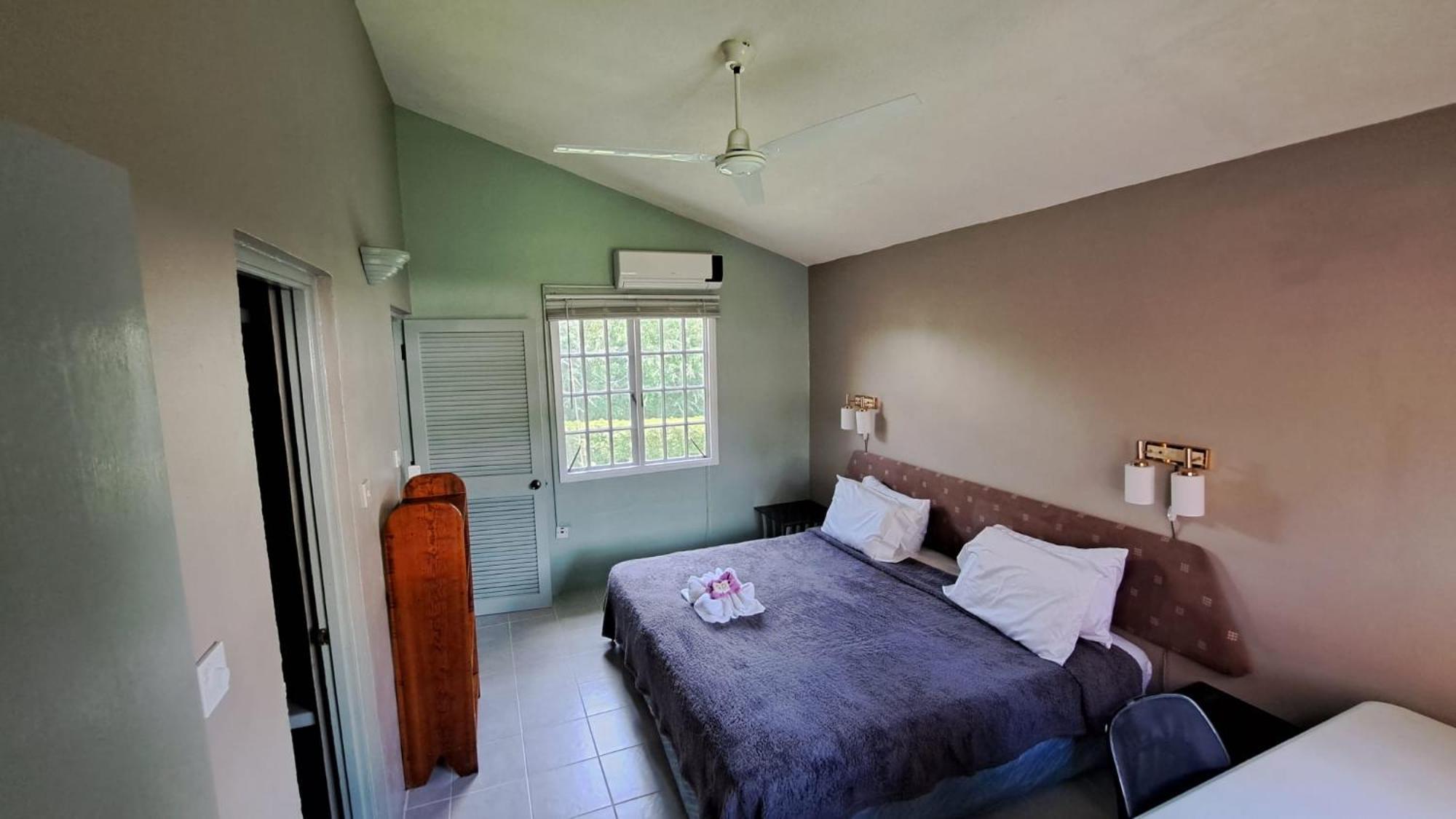 Kootney Resorts Portsmouth Cameră foto